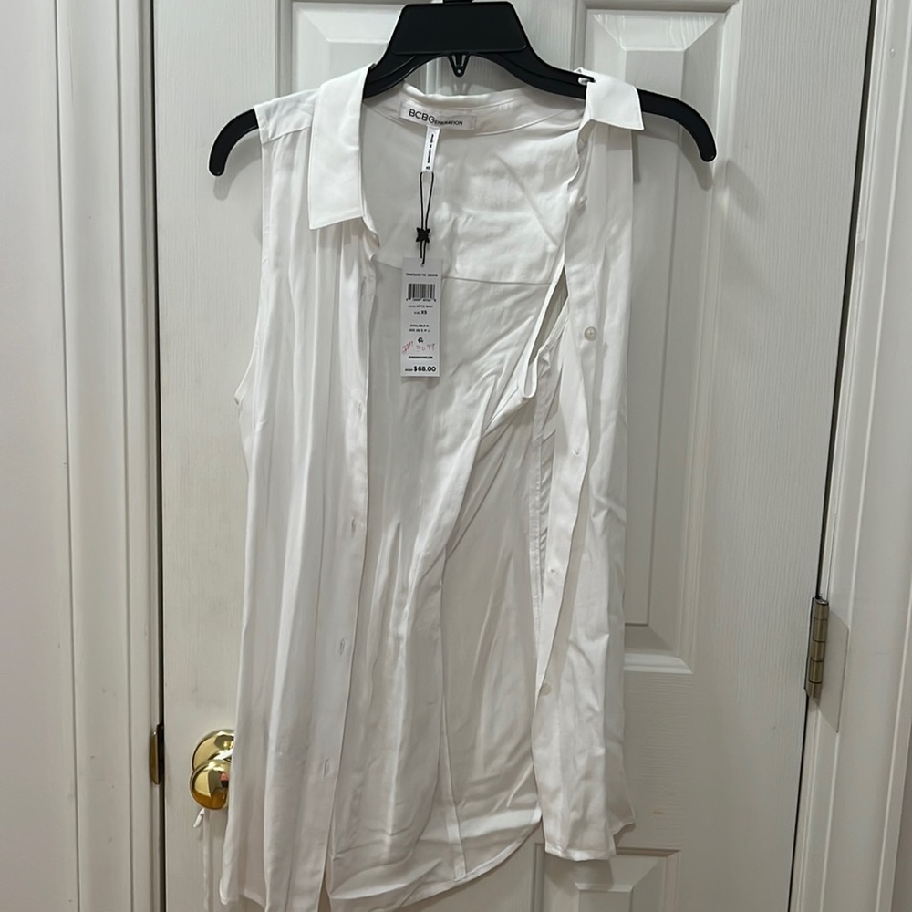 White Button Down Laced Up Back Tank NWT BCBGMAXAZARIA